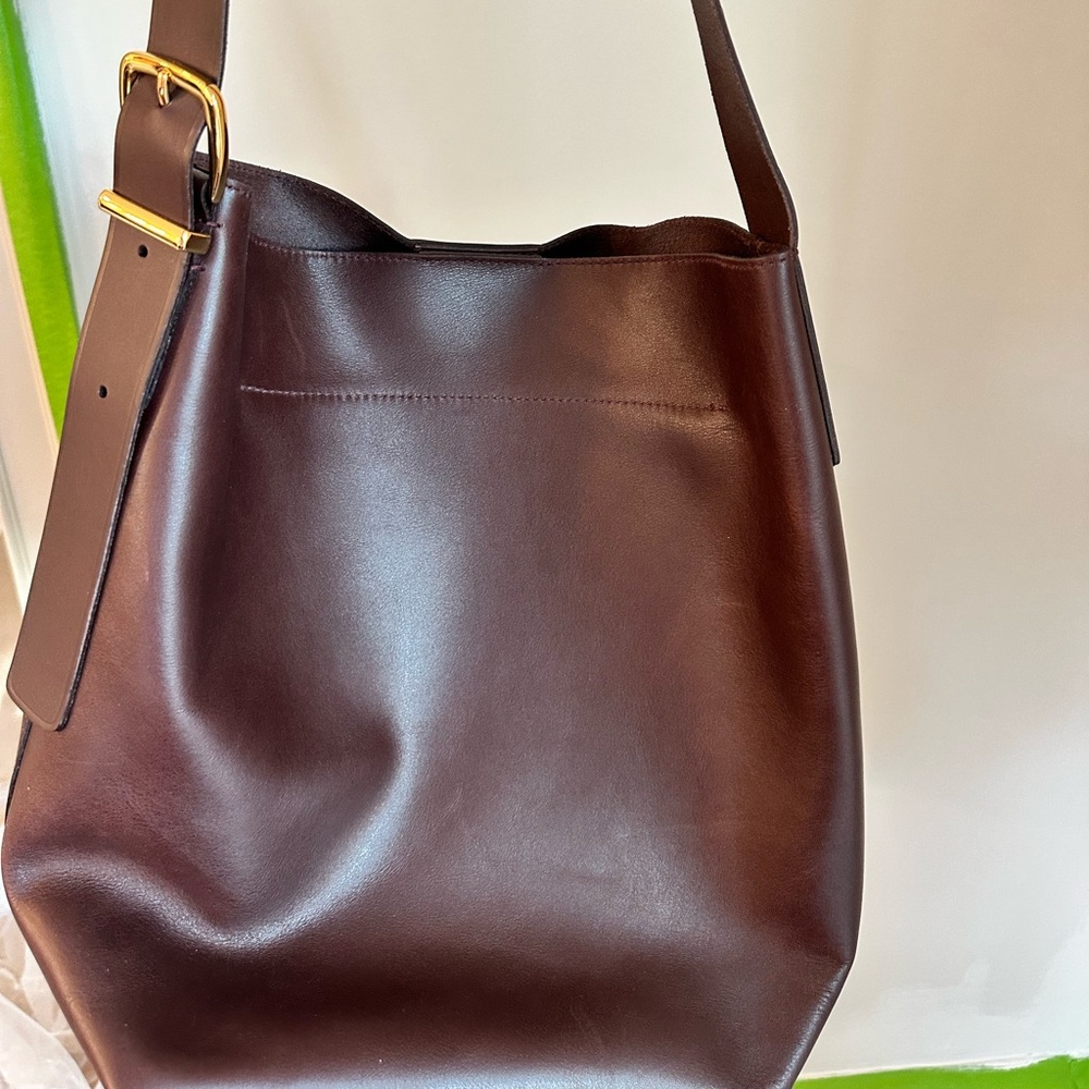 Madewell Brand Brown Leather Shoulder or Tote Bag with Gold Hardware